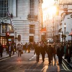 city-sunny-people-street